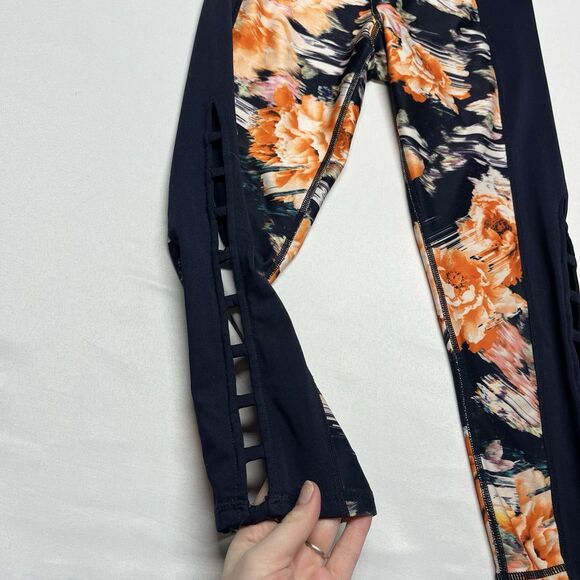 Betsey Johnson Leggings Bra Set Size Small - Picture 4 of 11